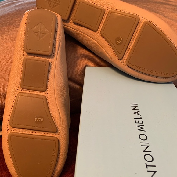 Shoes - Picture 3 of 4